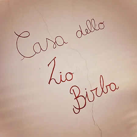 Casa Dello Zio Birba Holiday home Portacomaro