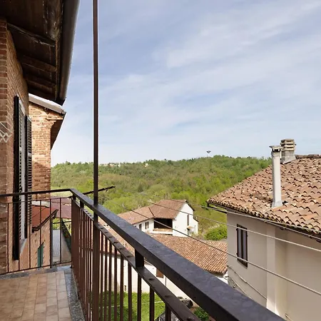 Casa Dello Zio Birba Portacomaro