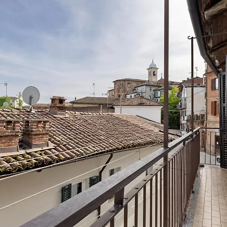 Casa Dello Zio Birba * Portacomaro