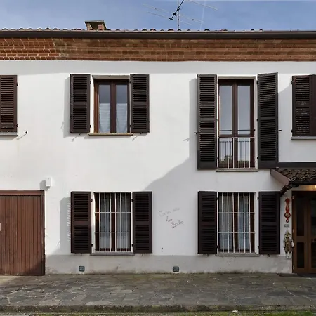 Casa Dello Zio Birba * Portacomaro