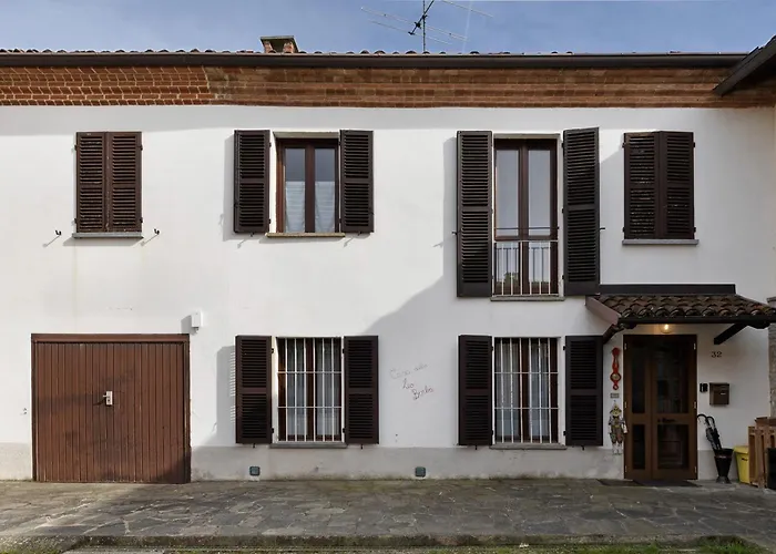 Casa Dello Zio Birba Portacomaro